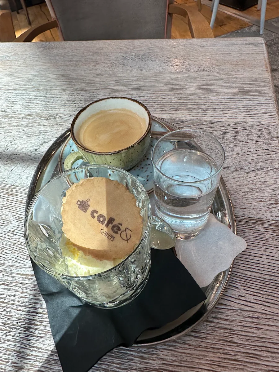 Essen und Trinken photo 1