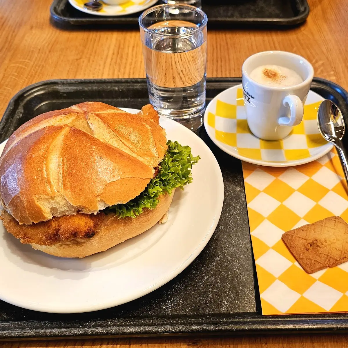 Essen und Trinken photo 2