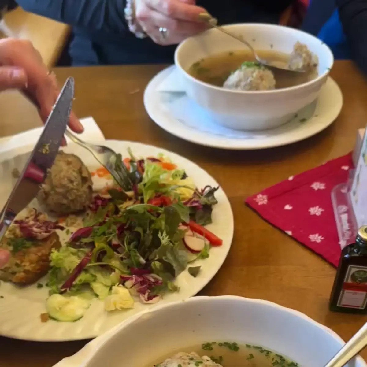 Essen und Trinken photo 2