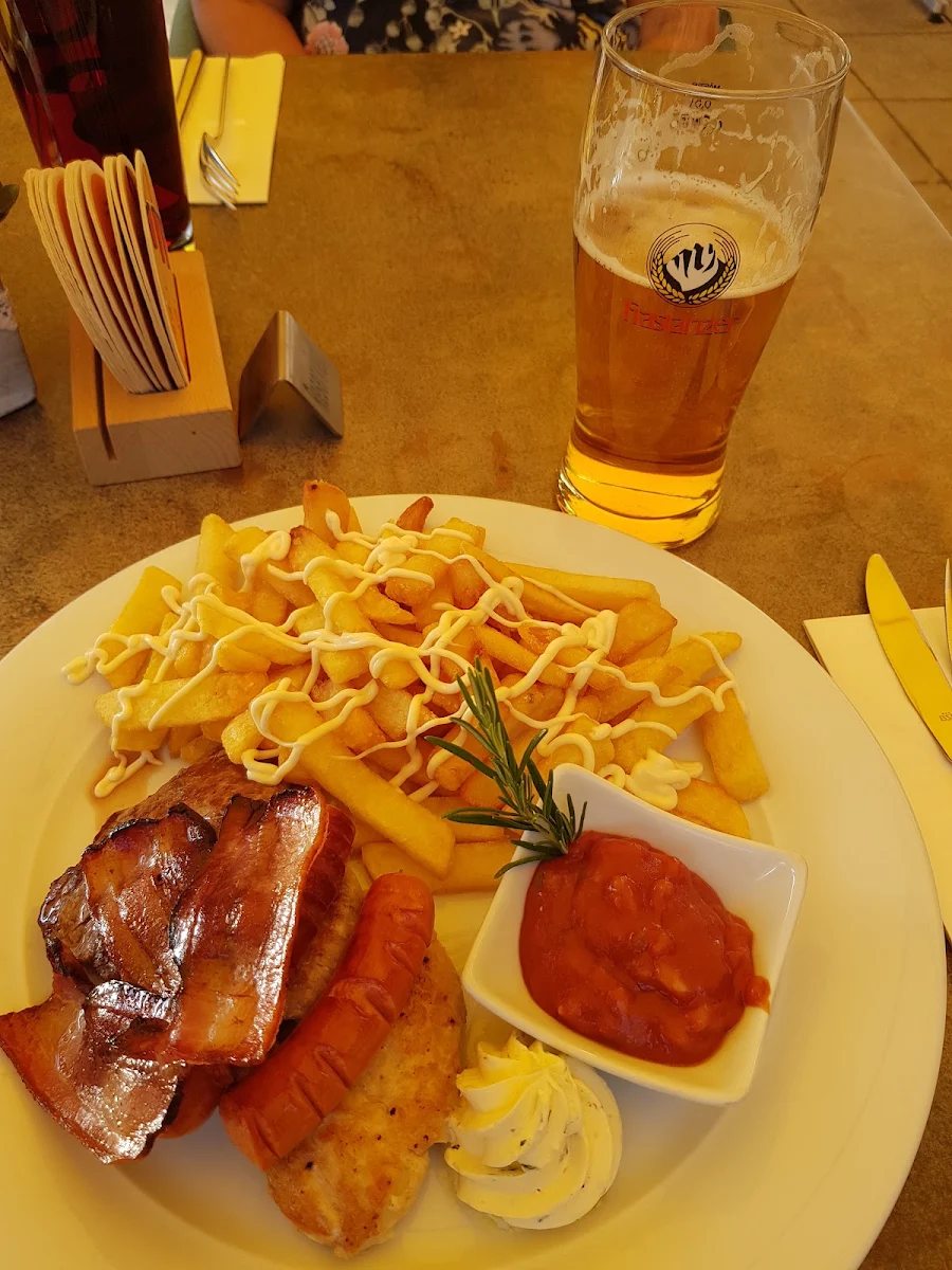 Essen und Trinken photo 2