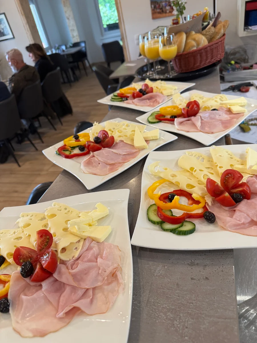 Essen und Trinken photo 3