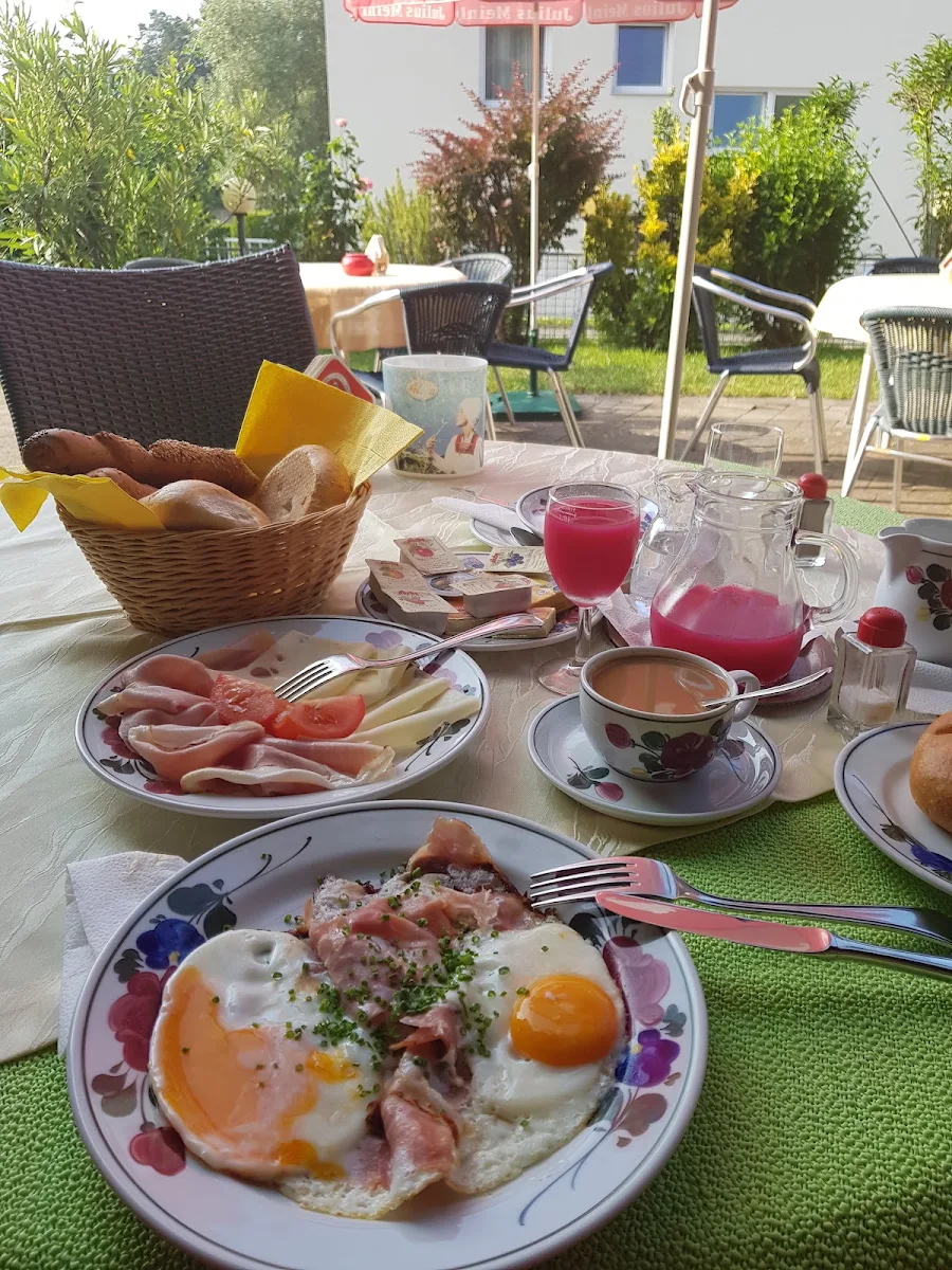 Essen und Trinken photo 5