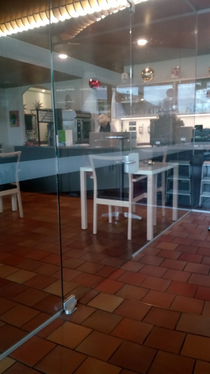 Cafe Im Tschermakgarten Titelbild