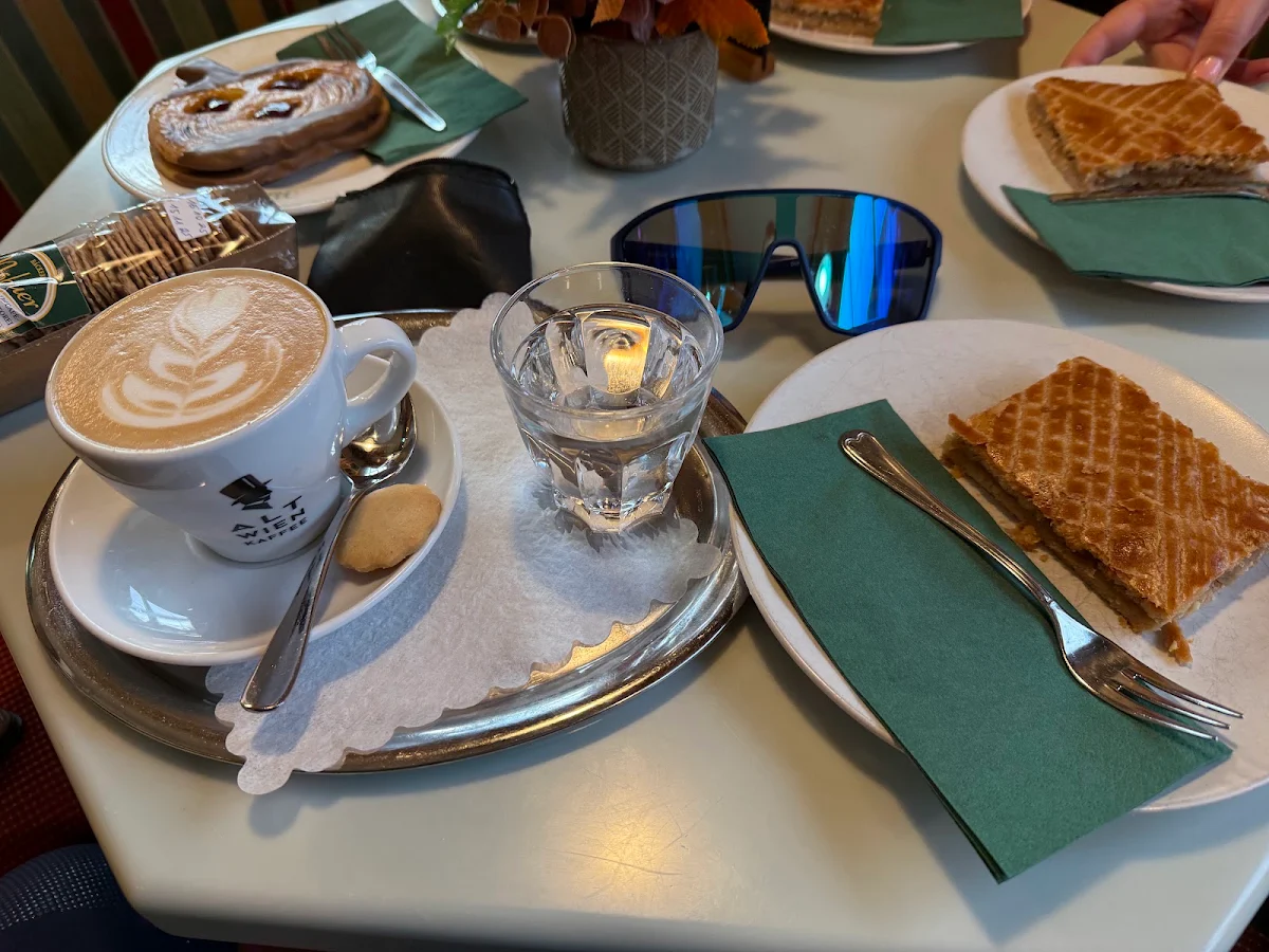 Essen und Trinken photo 5
