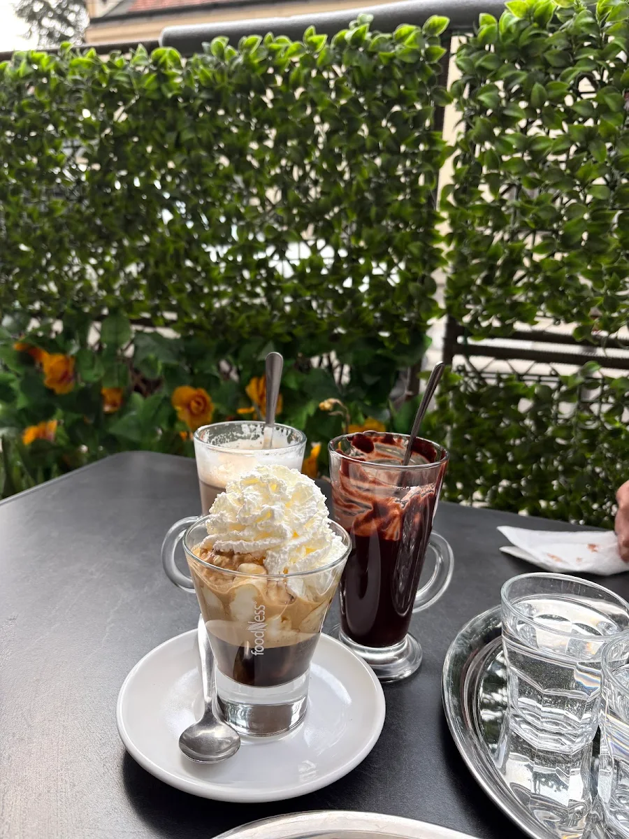 Essen und Trinken, Coffee & Friends