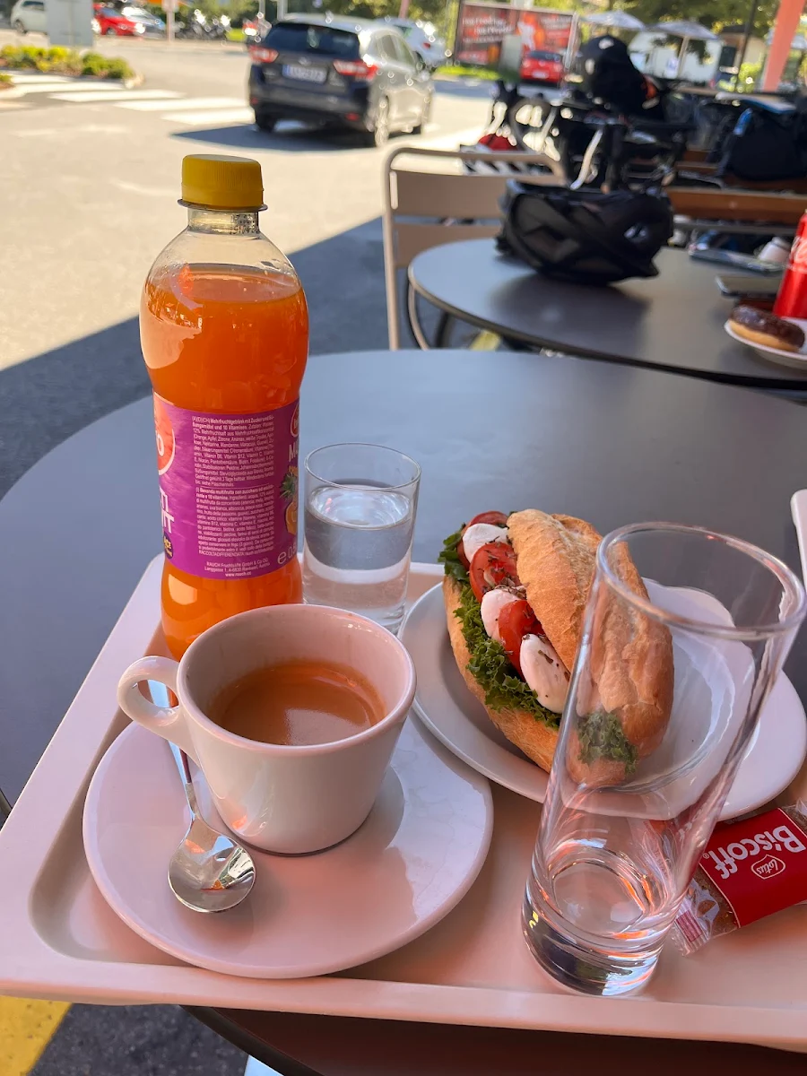 Essen und Trinken photo 3