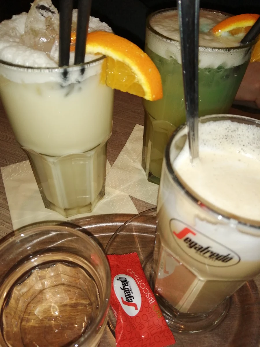 Essen und Trinken photo 2