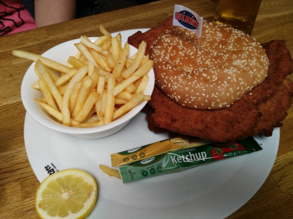 Essen und Trinken photo 2