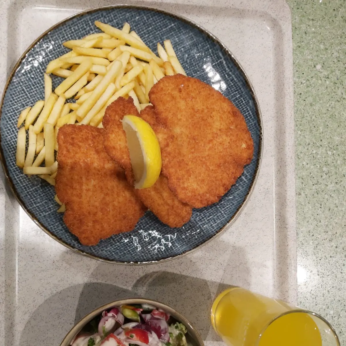 Essen und Trinken photo 1