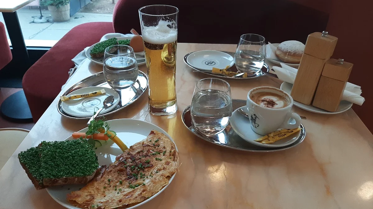 Essen und Trinken photo 2