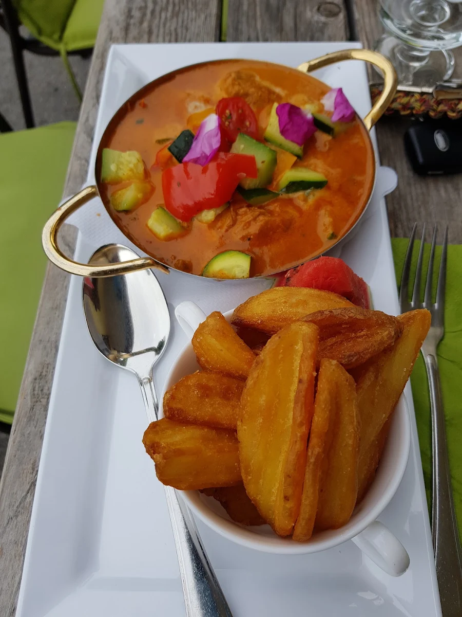 Essen und Trinken photo 2