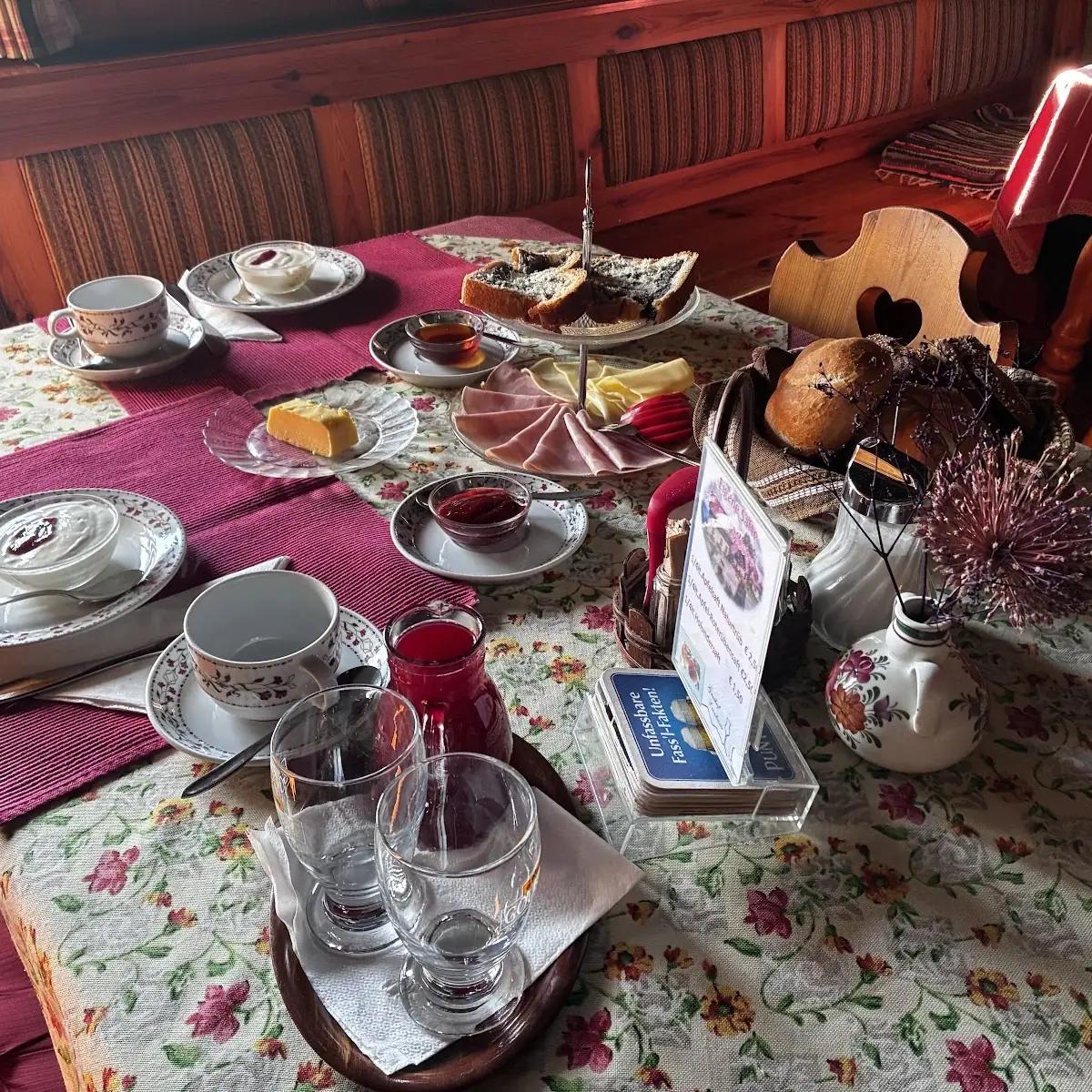 Essen und Trinken, Gasthaus Lenzbauer