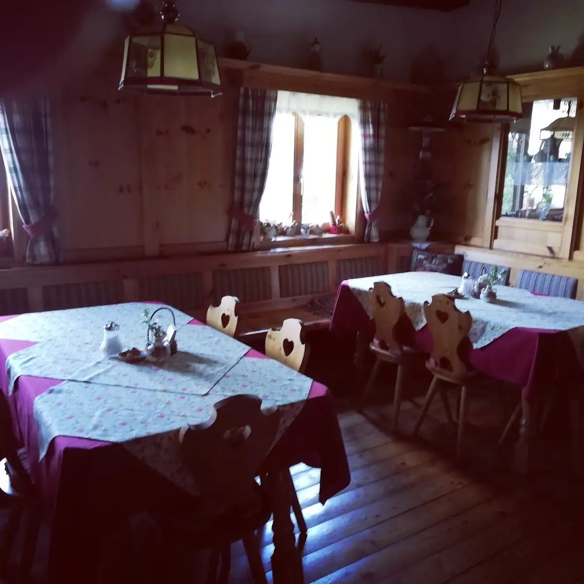 Atmosphäre, Gasthaus Lenzbauer