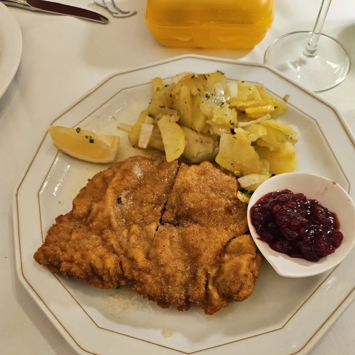 Essen und Trinken photo 1
