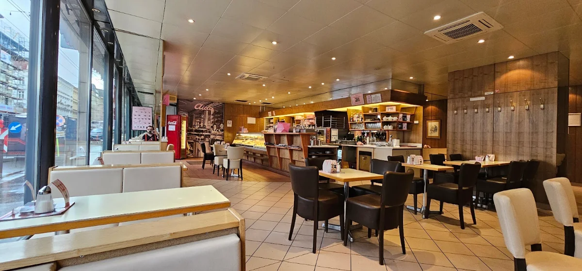AIDA - Café-Konditorei Titelbild
