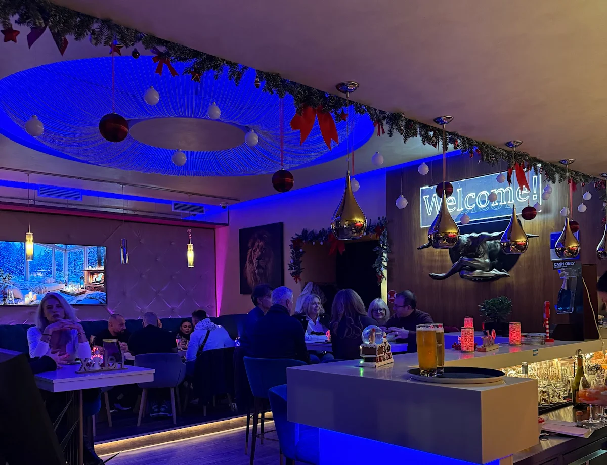 Café Relaxe Lounge Titelbild