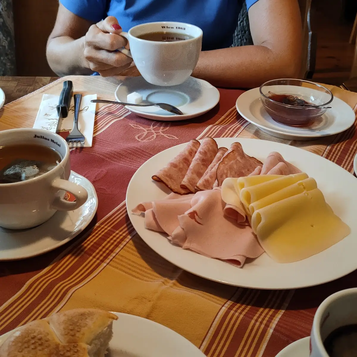 Essen und Trinken photo 3