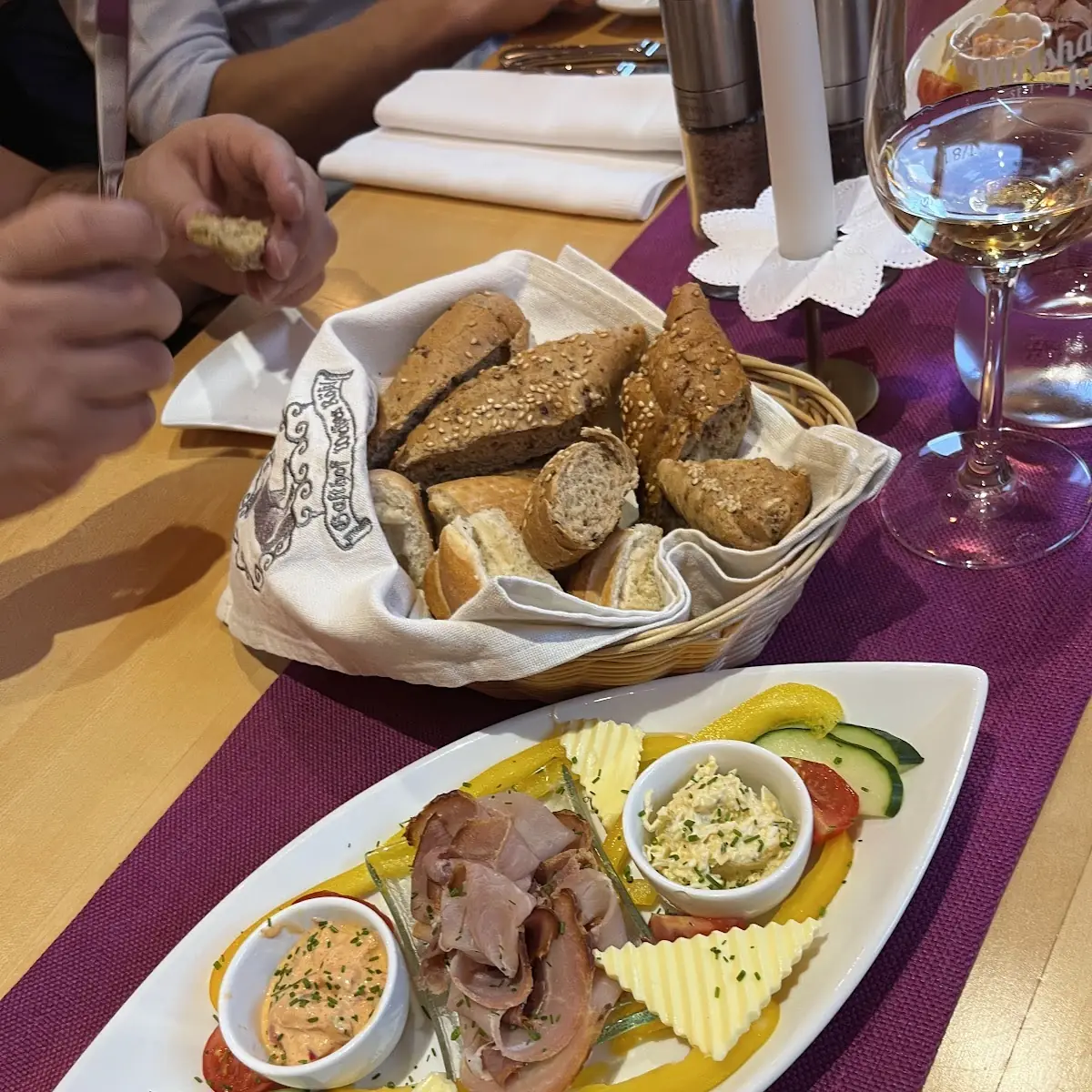 Essen und Trinken photo 3