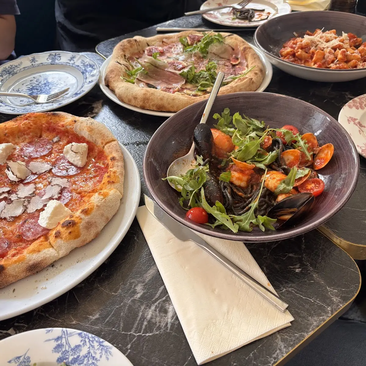 Essen und Trinken photo 3