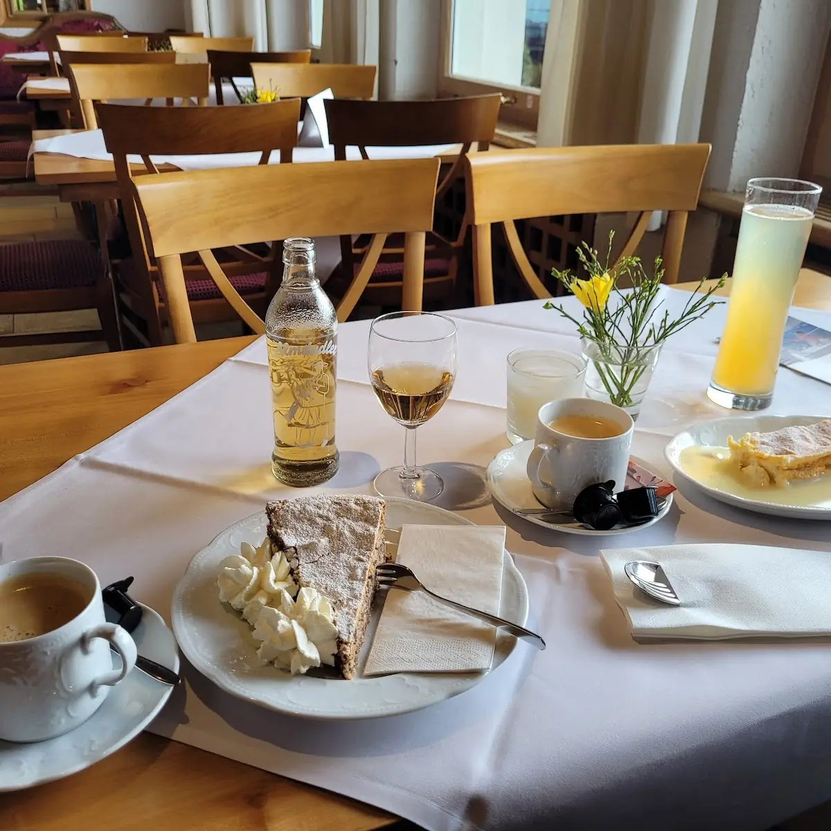 Essen und Trinken photo 1