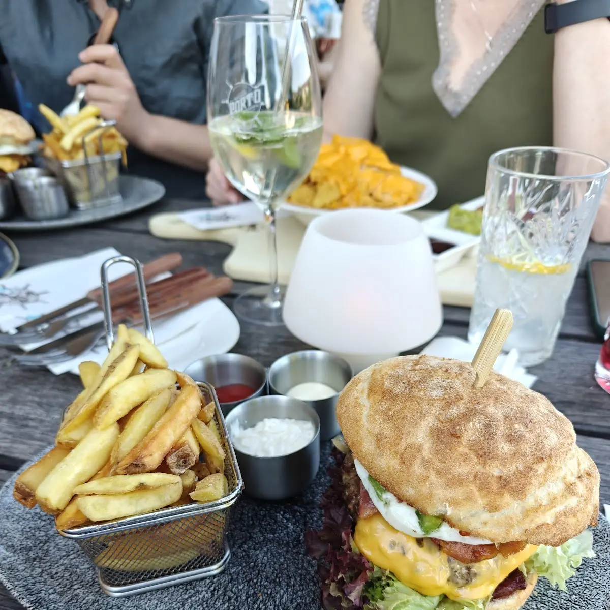 Essen und Trinken photo 2