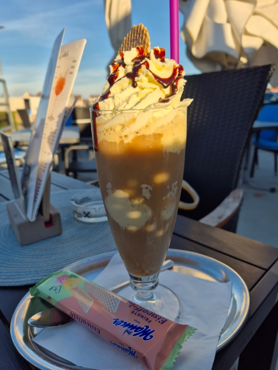 Essen und Trinken photo 2