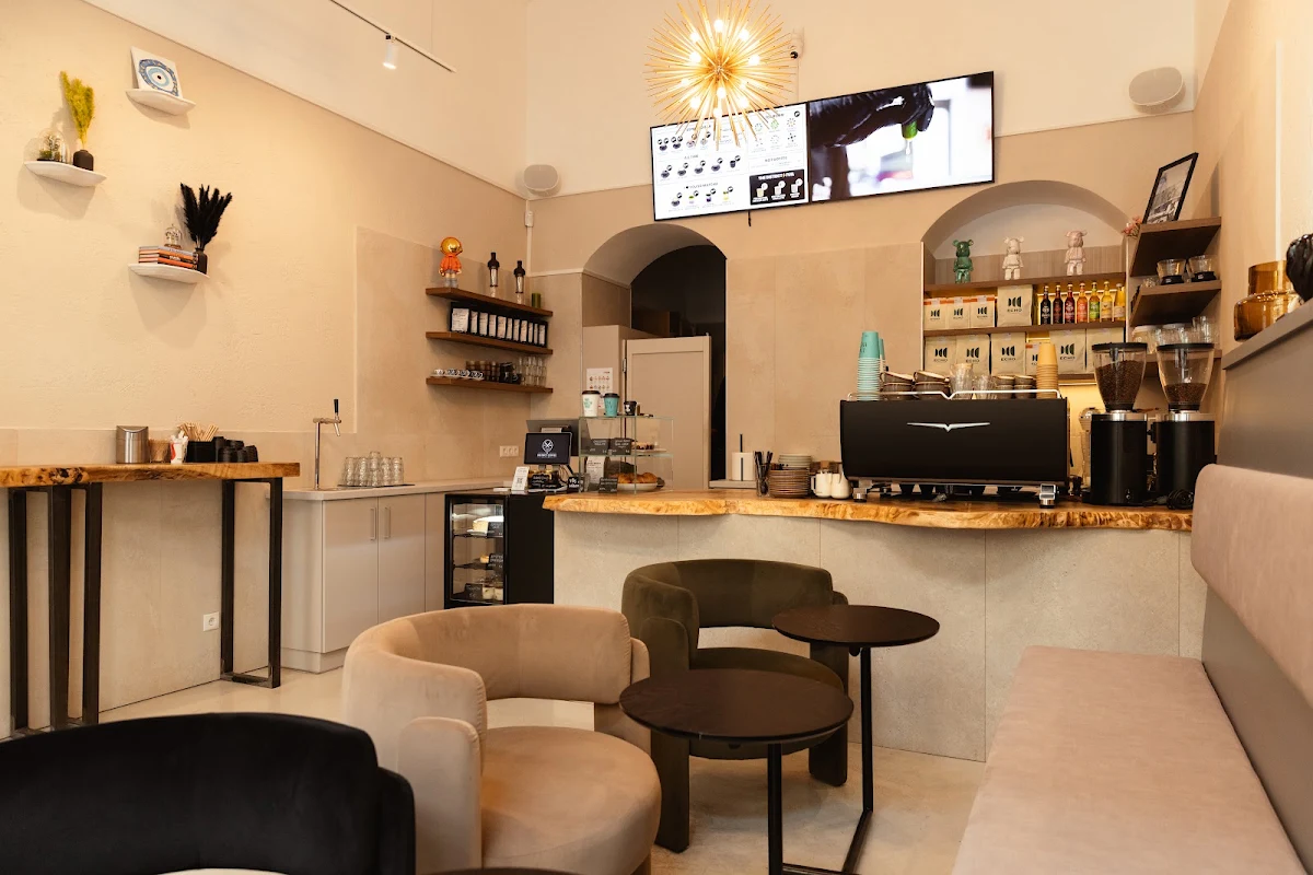 THE DISTRICT COFFEE | TEA | MATCHA Titelbild