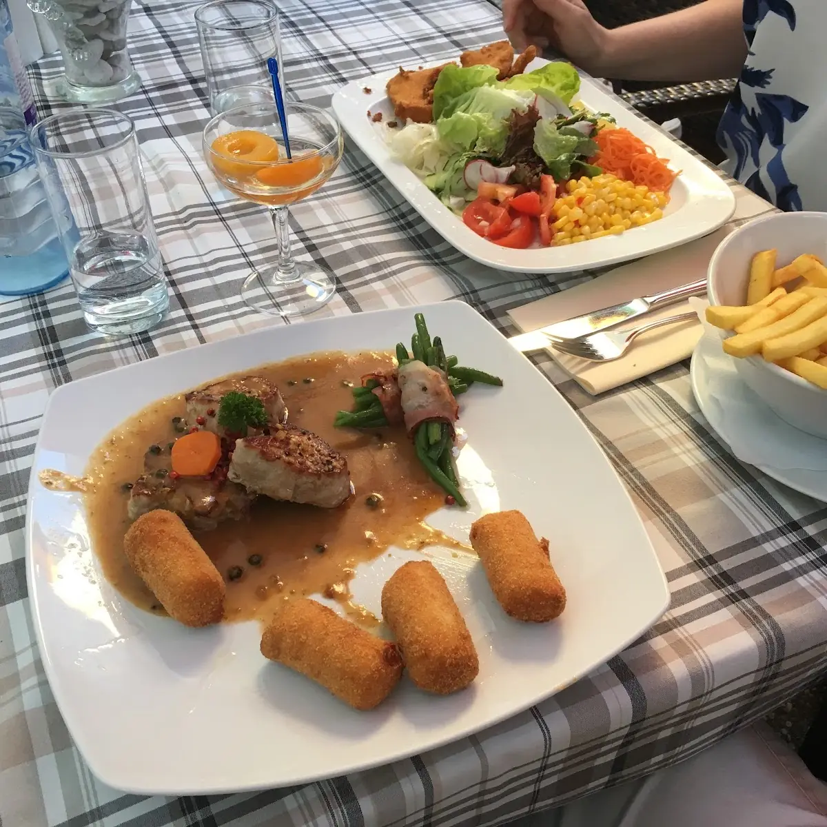Essen und Trinken photo 3