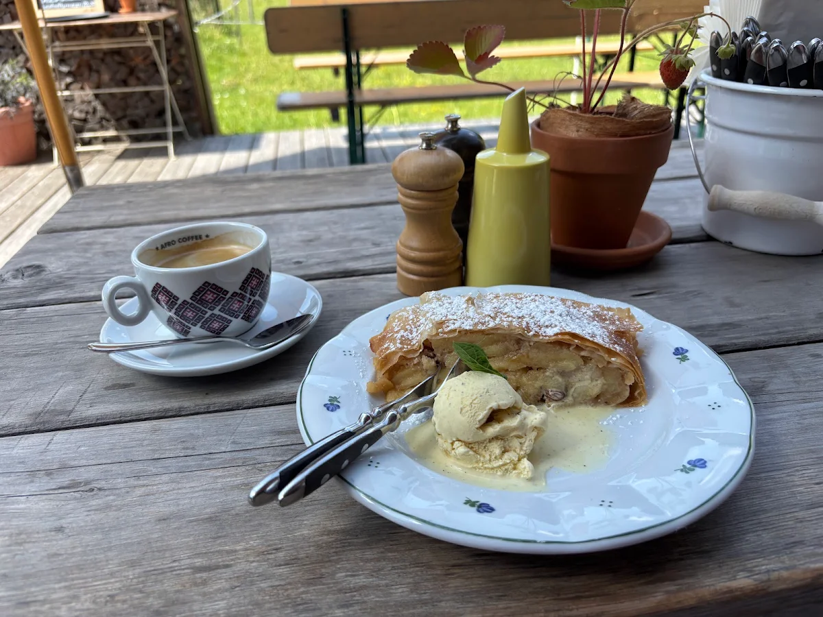 Essen und Trinken photo 3