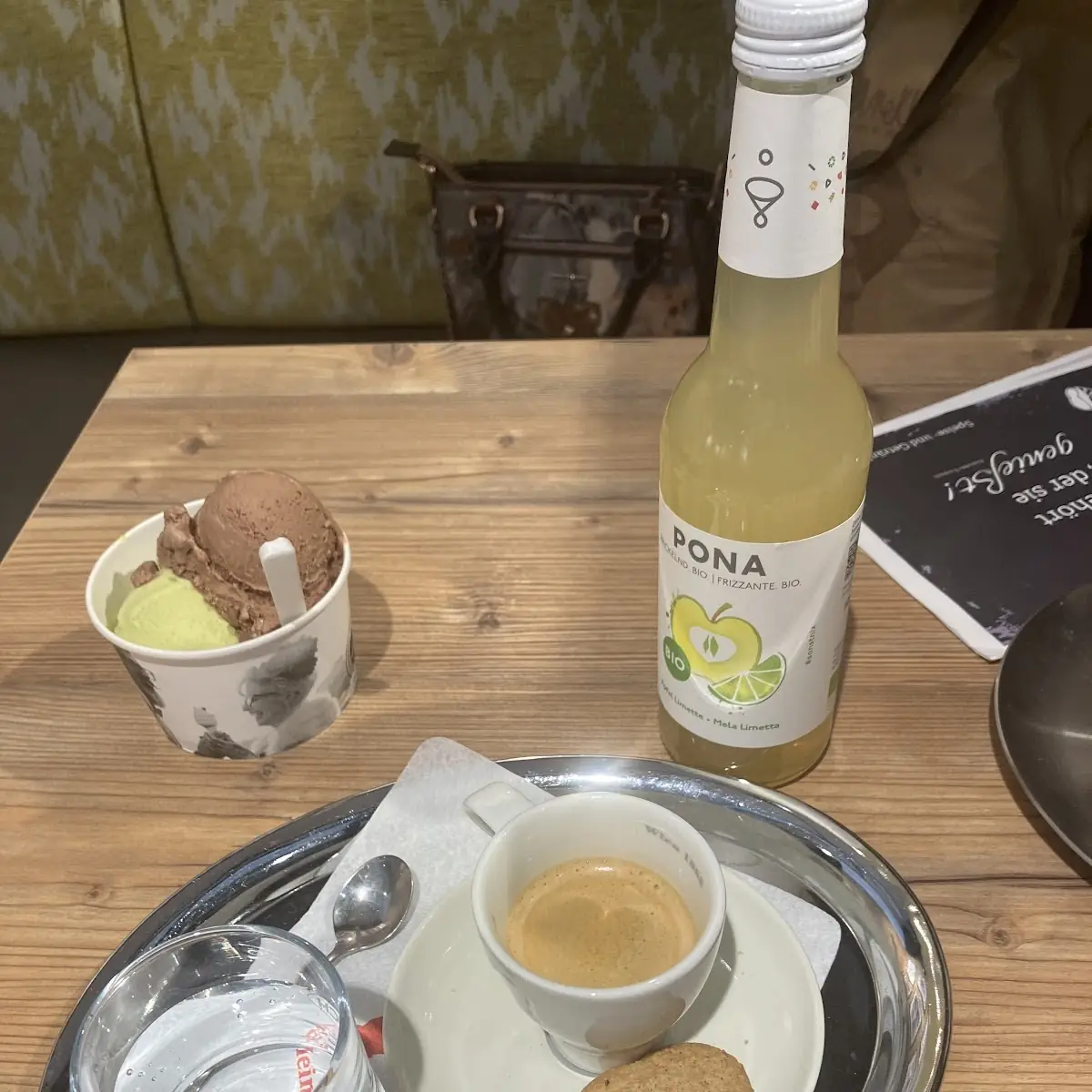 Essen und Trinken photo 3