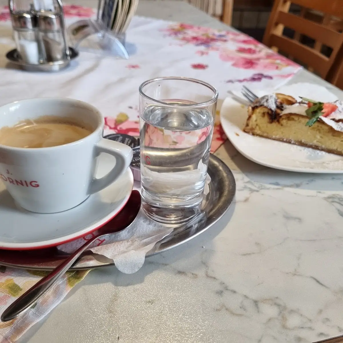 Essen und Trinken photo 2