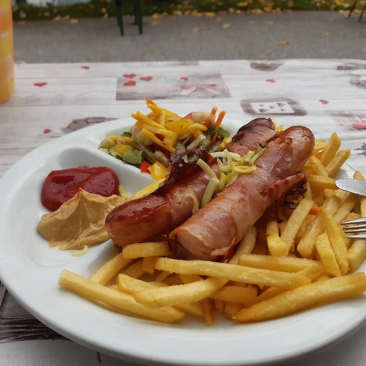 Essen und Trinken photo 3
