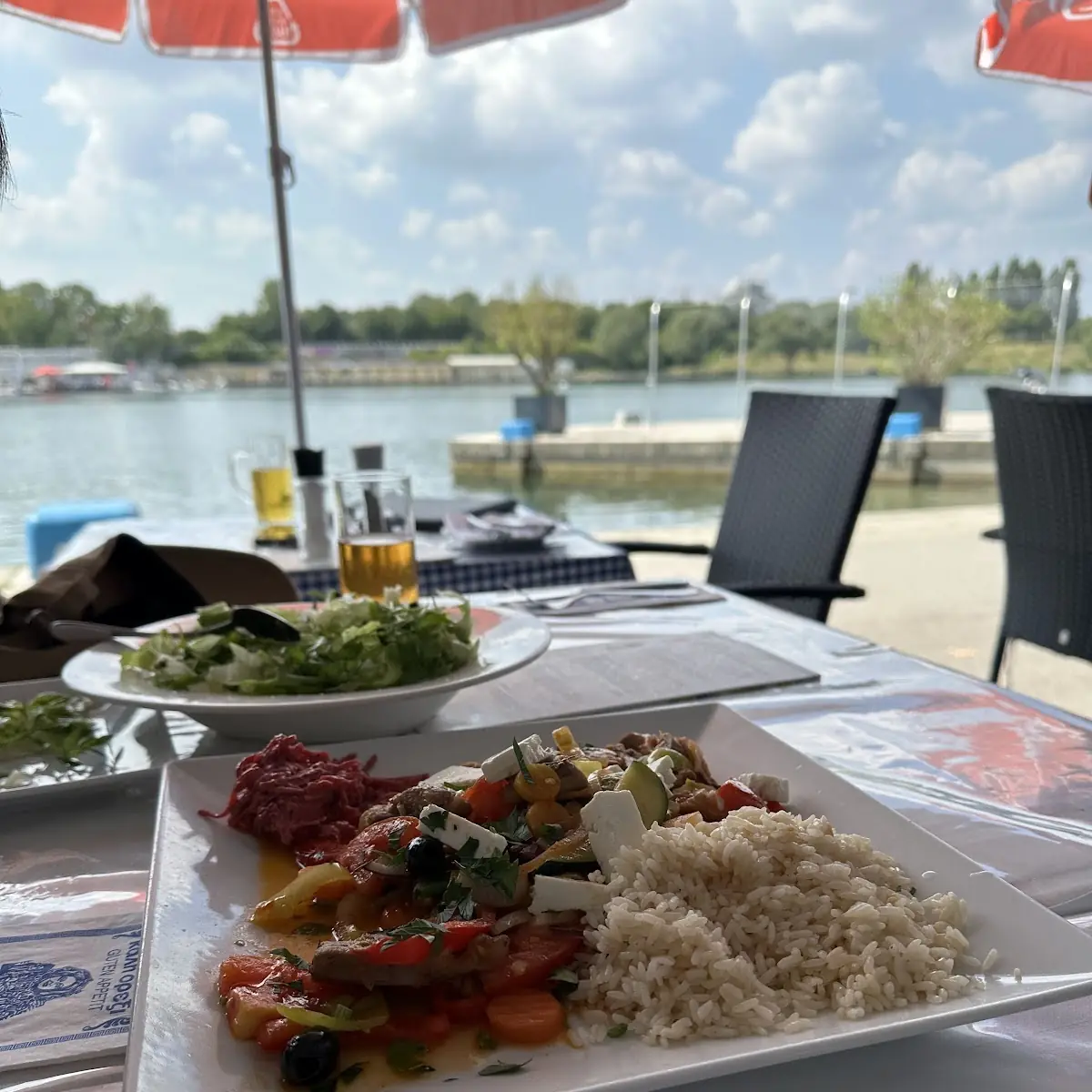 Essen und Trinken photo 2