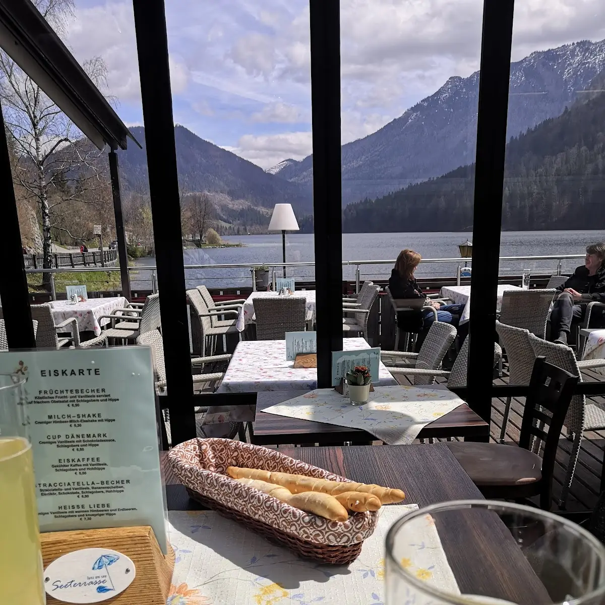 Essen und Trinken photo 3