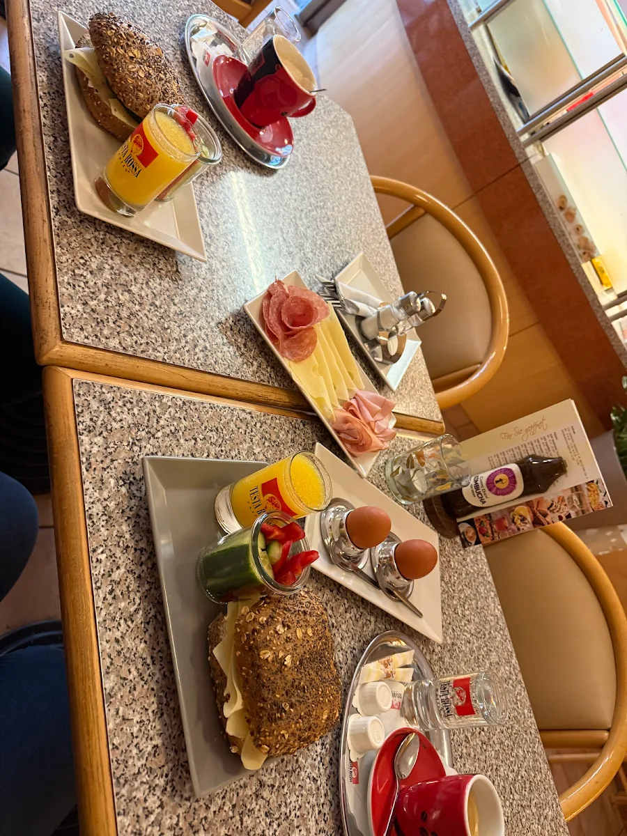 Essen und Trinken photo 4