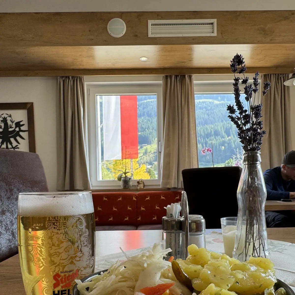 Essen und Trinken, Dorfstubn Jochberg - Zimmer und Restaurant