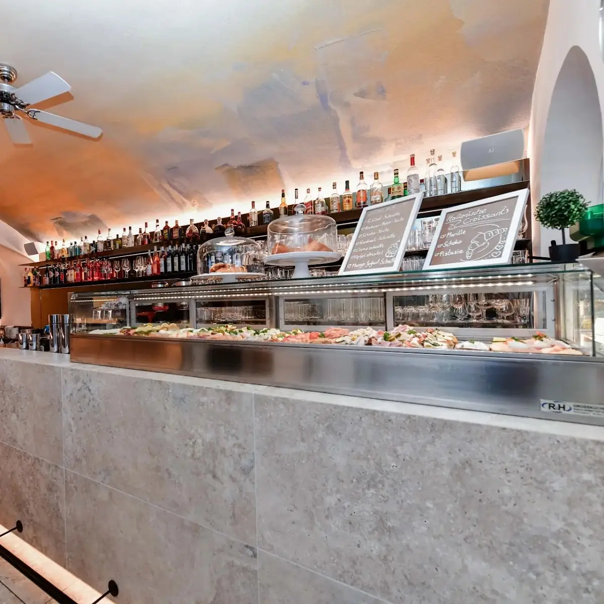 Domgassner – Café & Bar Klagenfurt Titelbild