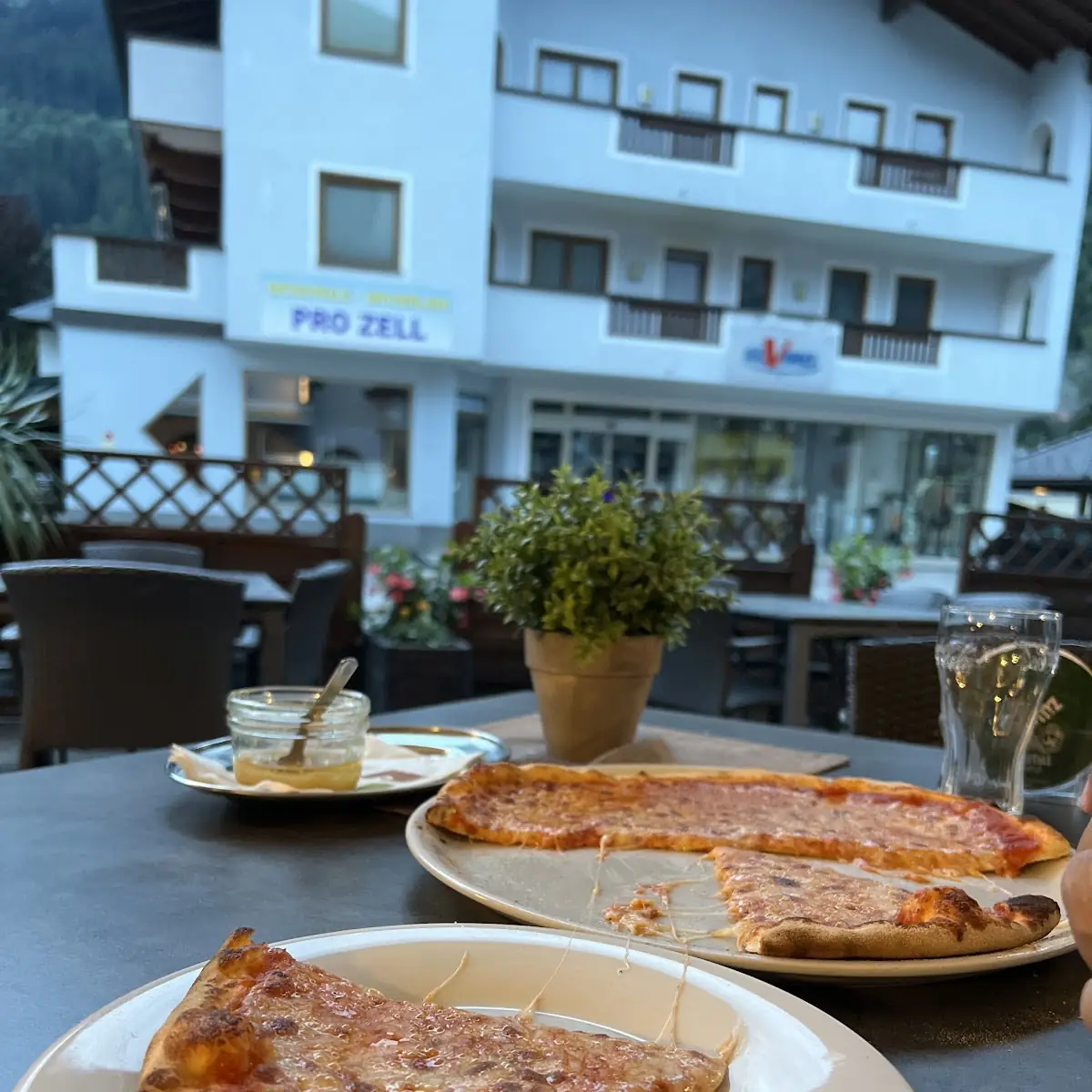 Essen und Trinken photo 1