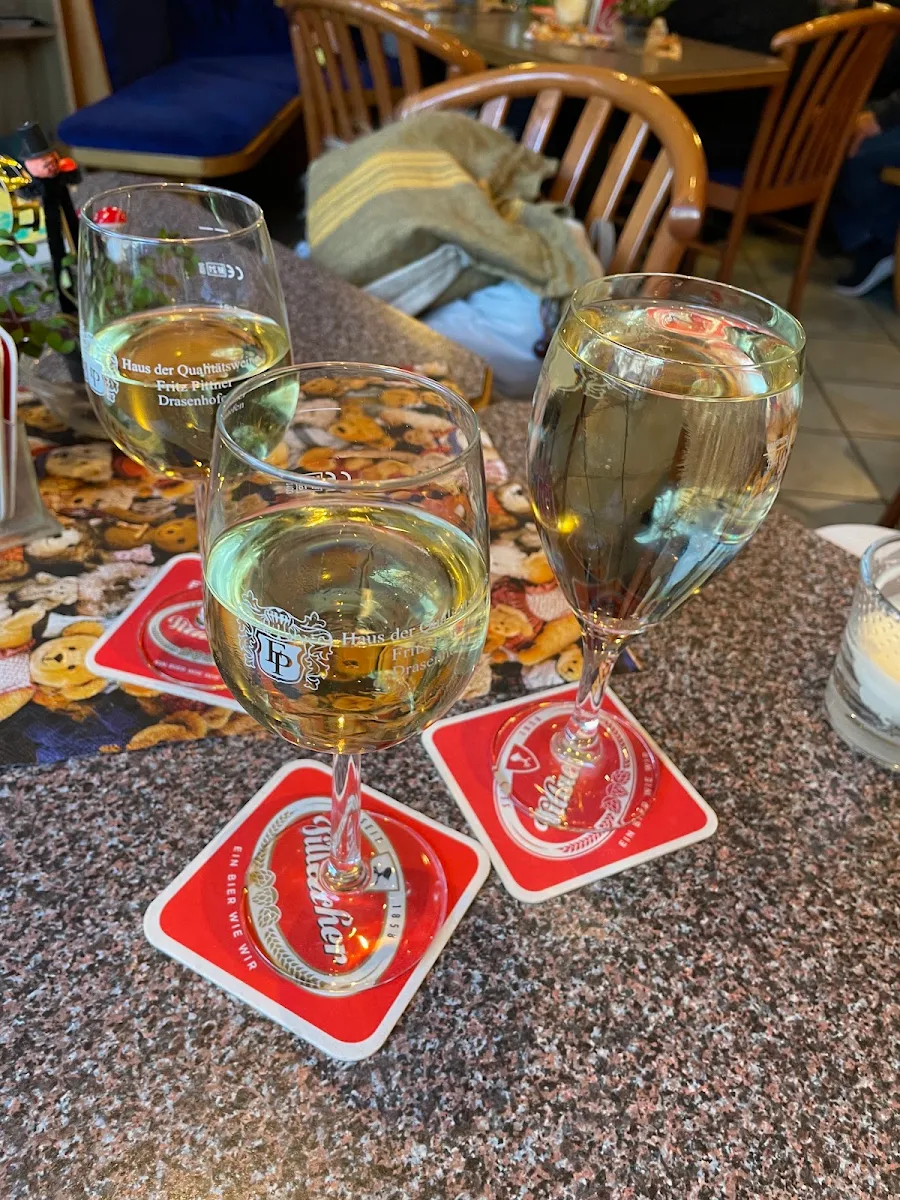 Essen und Trinken photo 2
