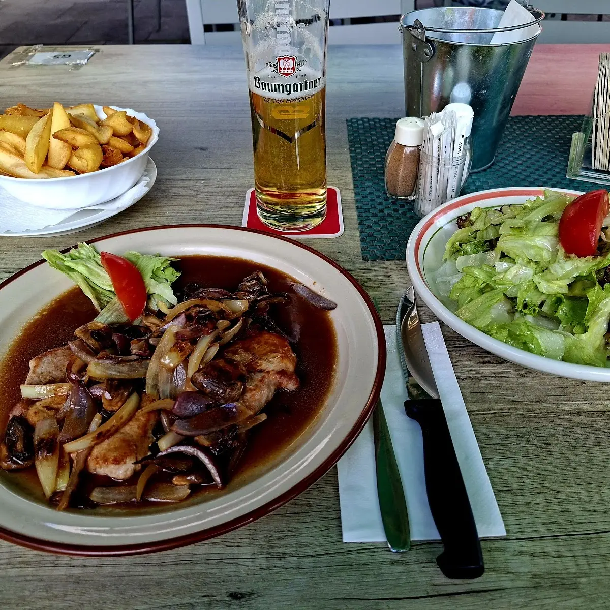 Essen und Trinken photo 2