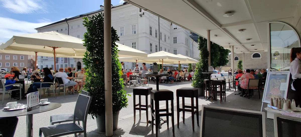 Café Glockenspiel Titelbild