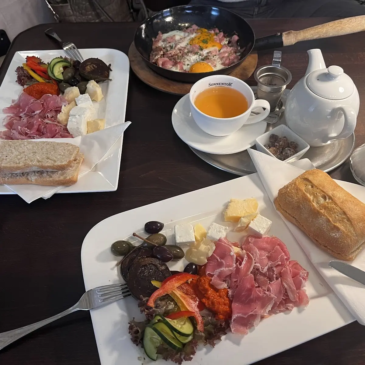 Essen und Trinken photo 1