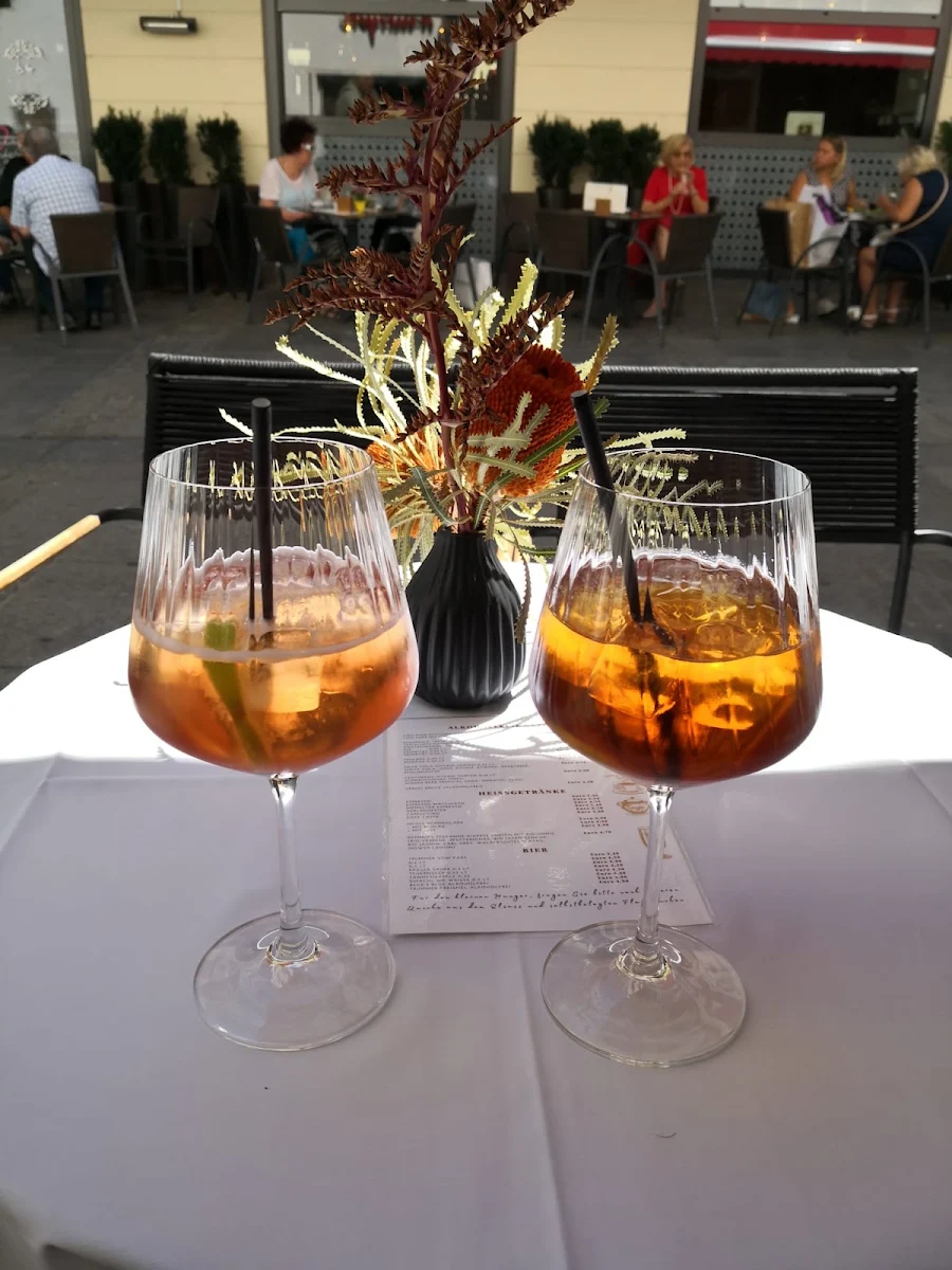 Essen und Trinken photo 2