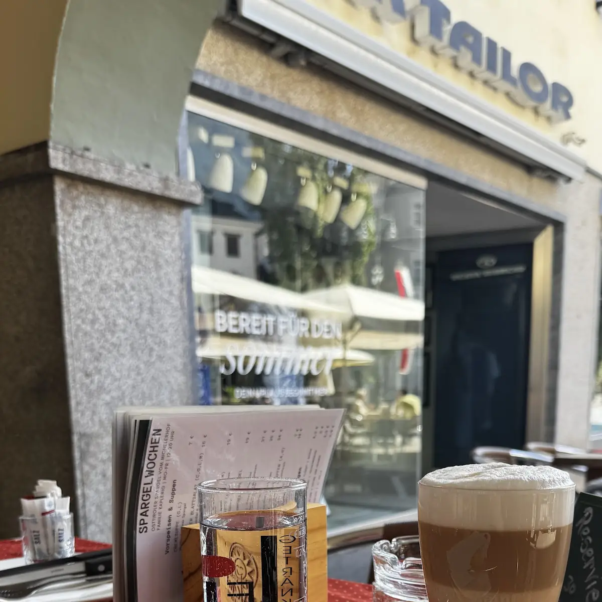 Essen und Trinken photo 2