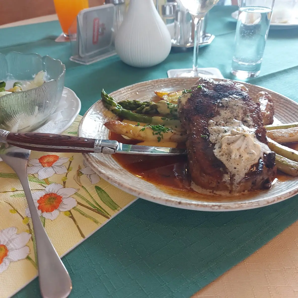 Essen und Trinken photo 3