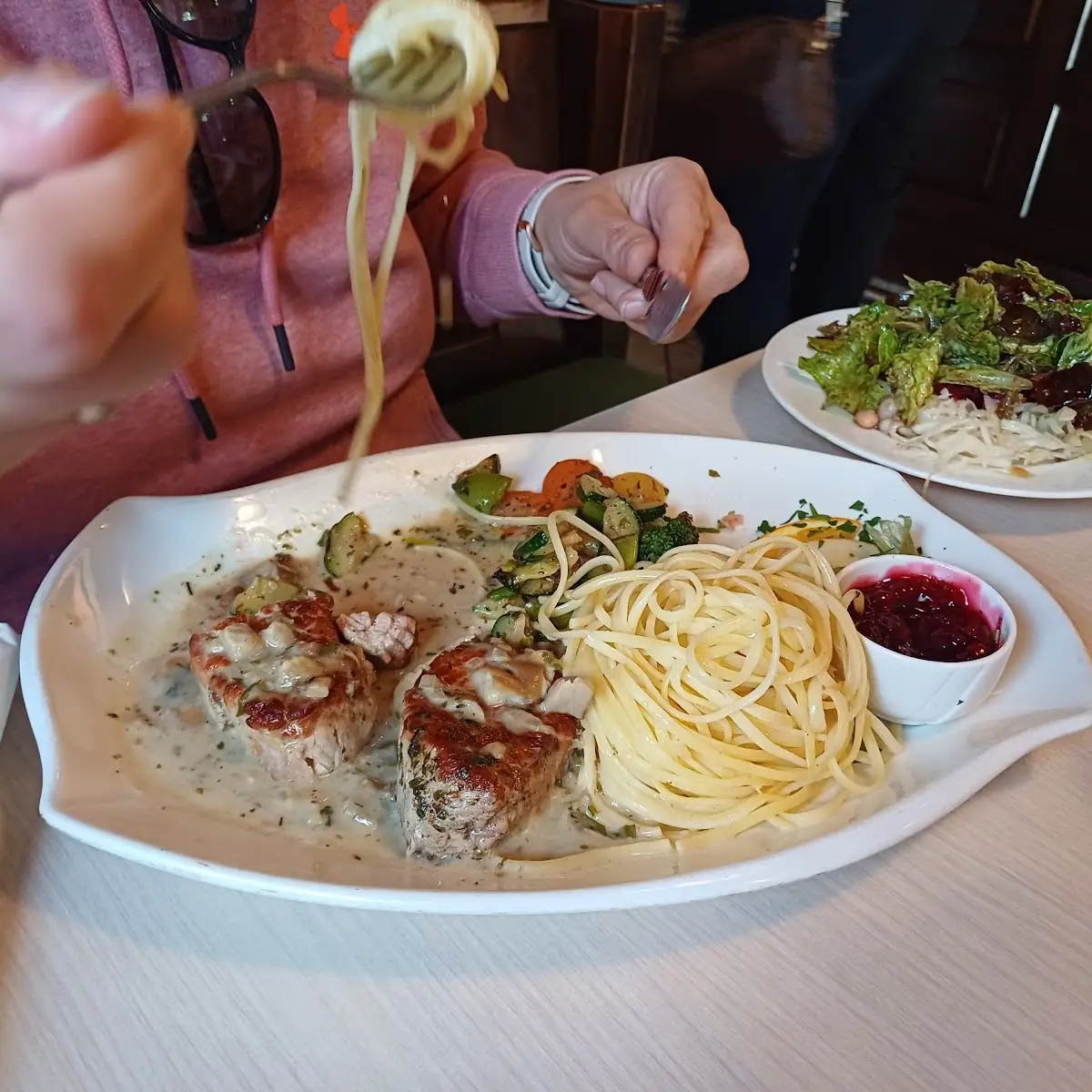 Essen und Trinken photo 3