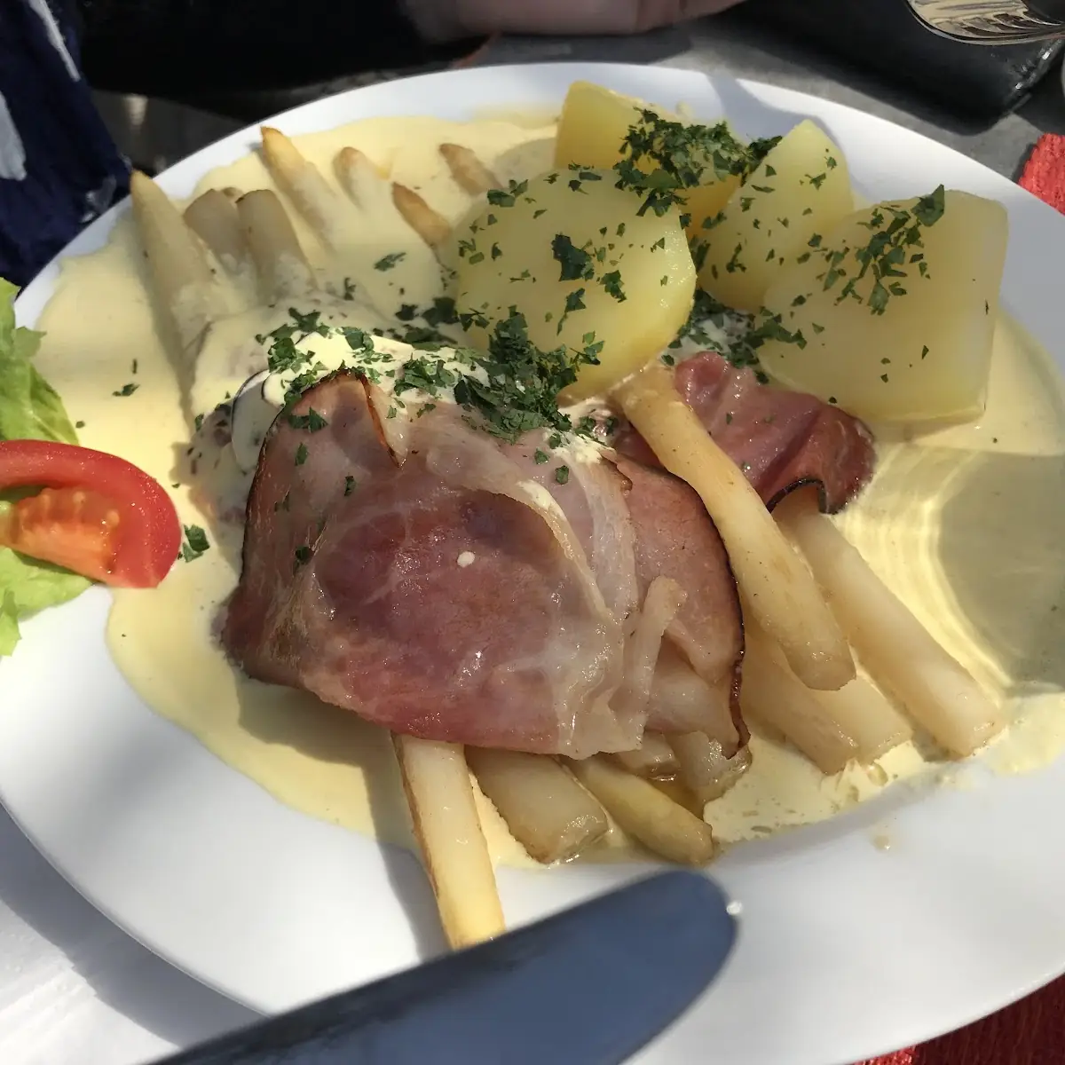 Essen und Trinken photo 3
