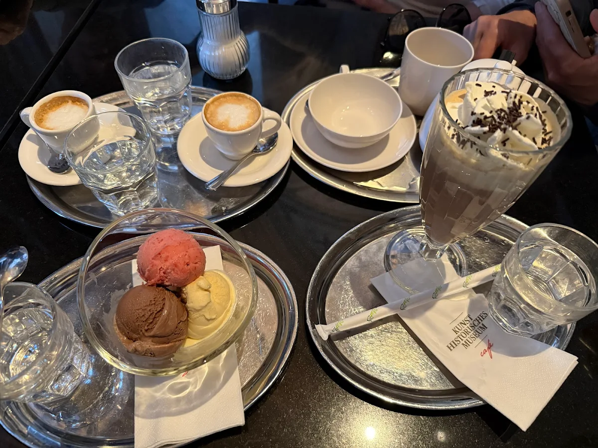 Essen und Trinken photo 7