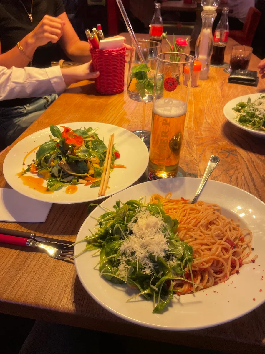Essen und Trinken photo 3