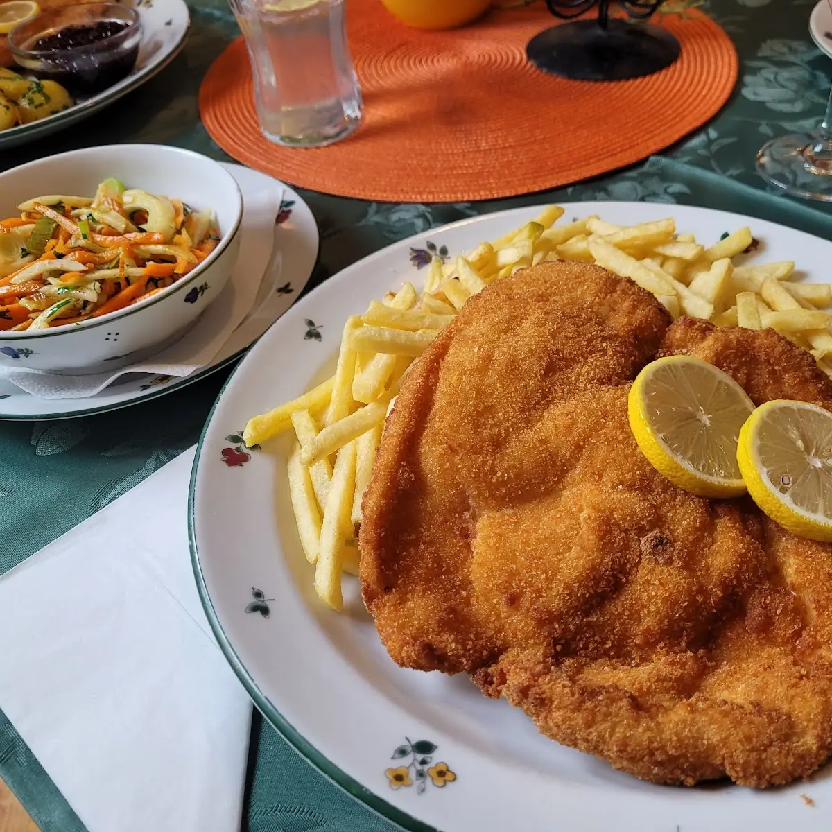 Essen und Trinken photo 3